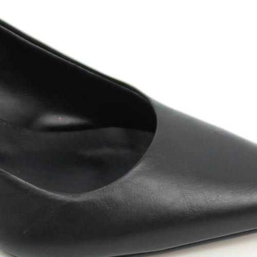 Scarpin Salto Fino Slingback Preto 3