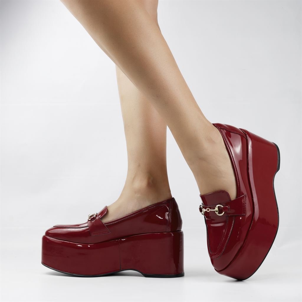 Mocassim Plataforma Verniz