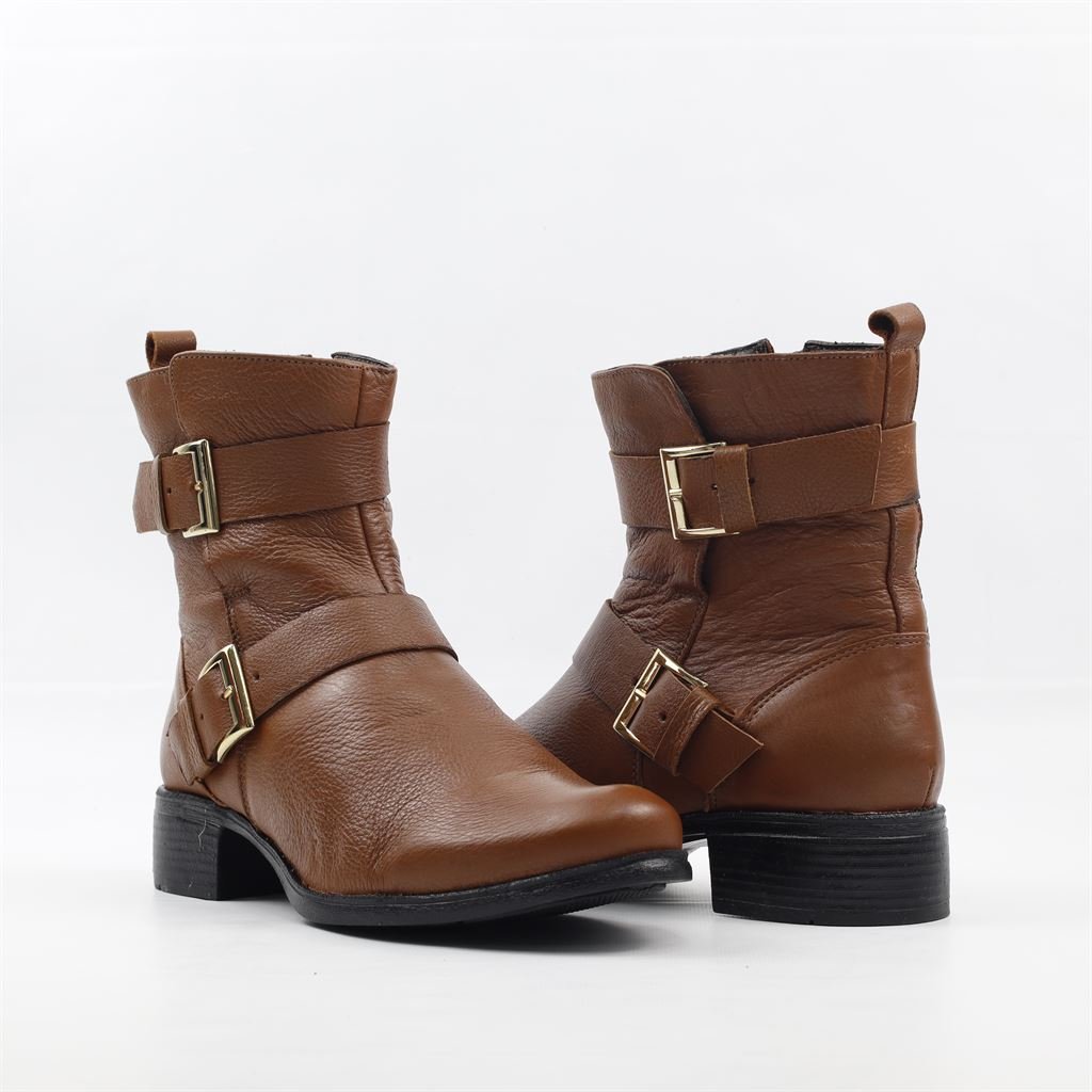 Bota Cano Baixo Fivelas Couro Marrom 5