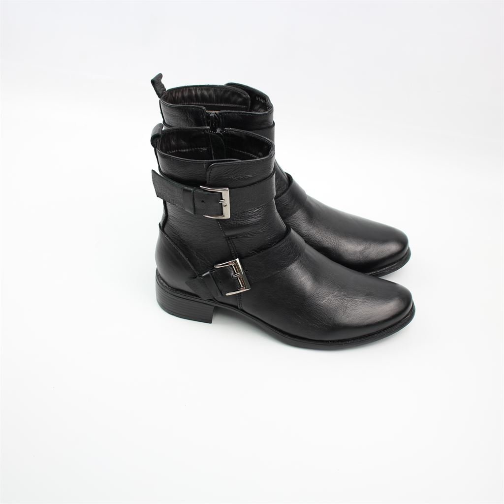 Bota Cano Baixo Fivelas Couro Preto 5