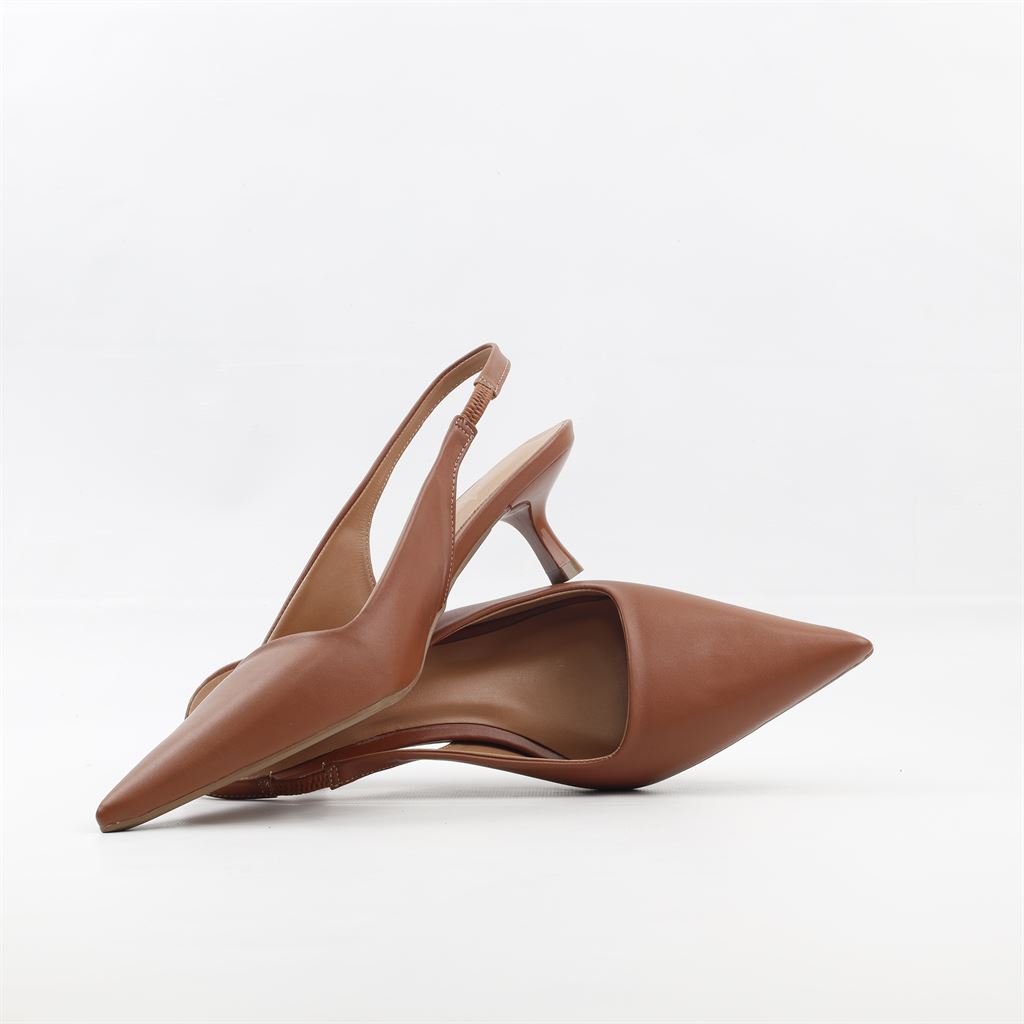 Scarpin Salto Fino Slingback Marrom 2