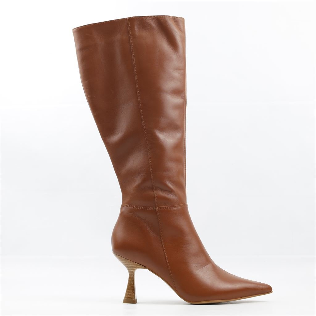 Bota Cano Longo Salto Fino Marrom 2