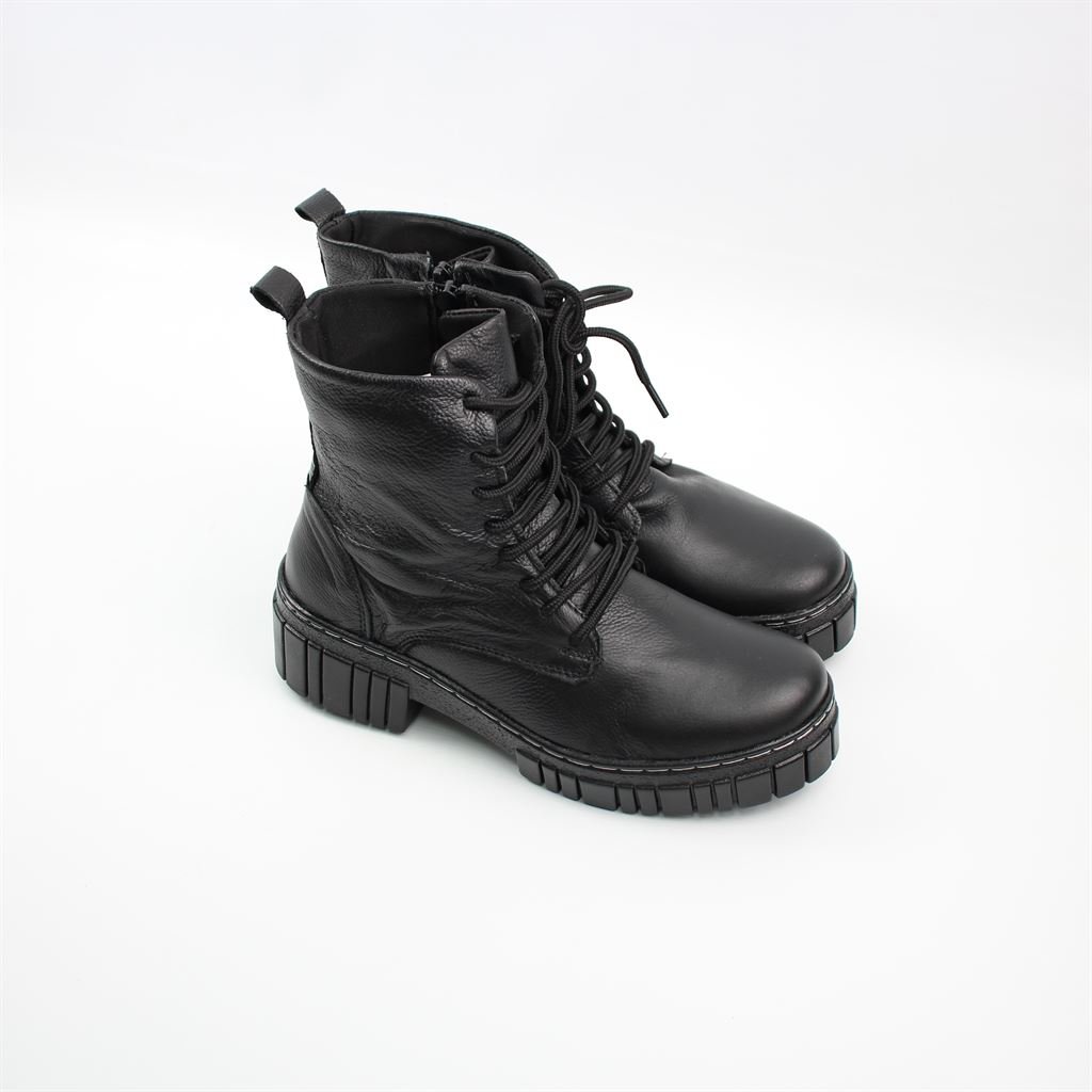 Bota Cano Baixo Couro Preto 3