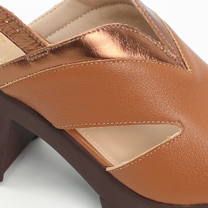 Sandália Salto Bloco Tratorado Marrom 3