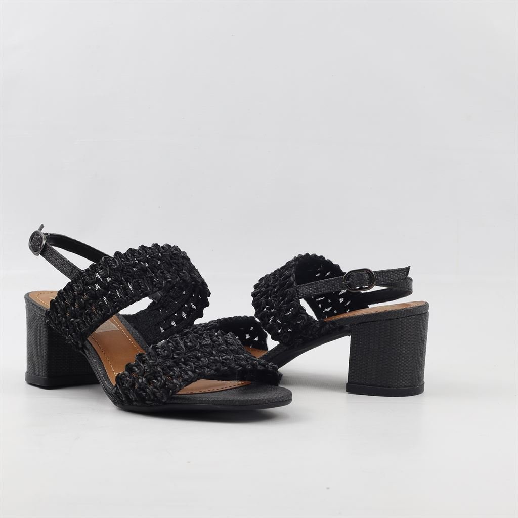 Sandália Salto Bloco Bordada Preto 4