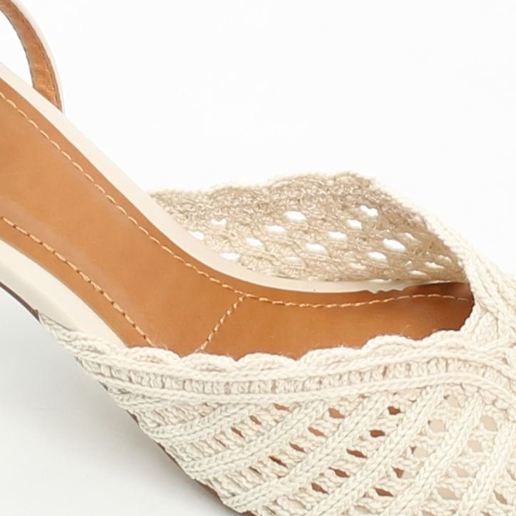 Sandália Salto Fino Bordada Branco 3