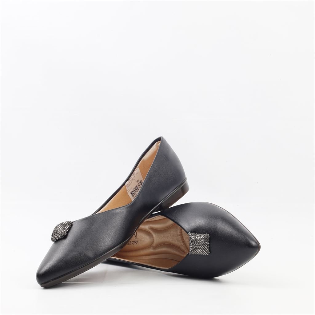 Sapatilha Bico Fino Enfeite Preto 4