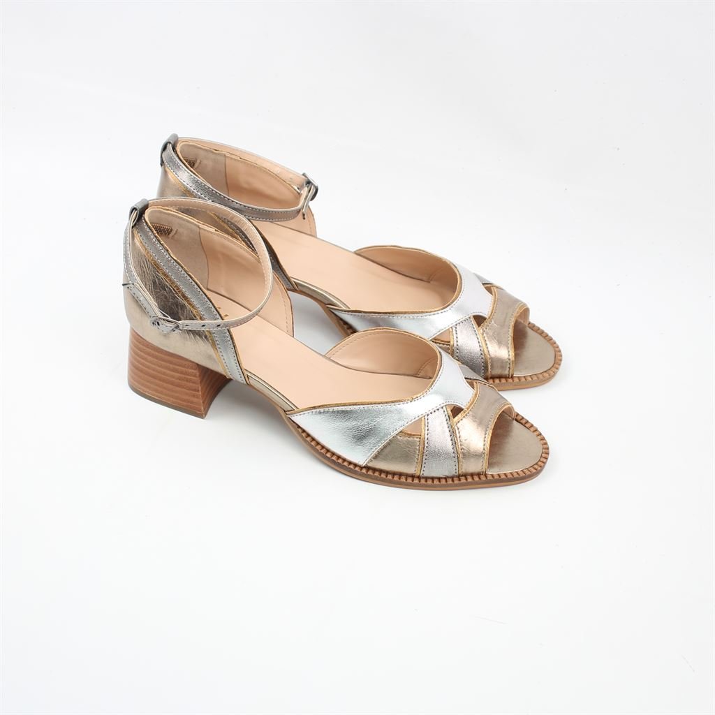Peep Toe Salto Bloco Prata 2