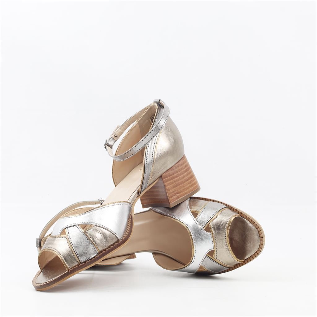 Peep Toe Salto Bloco Prata 4