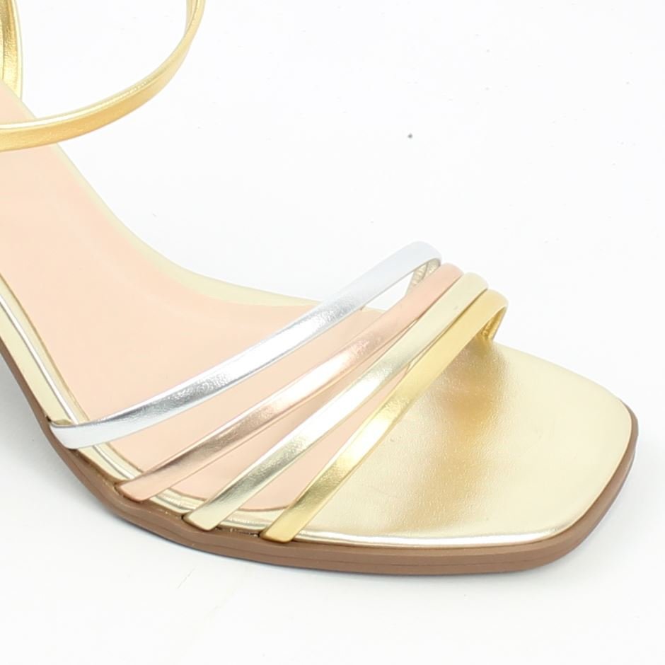Sandália Salto Bloco Metalizada Dourado 2
