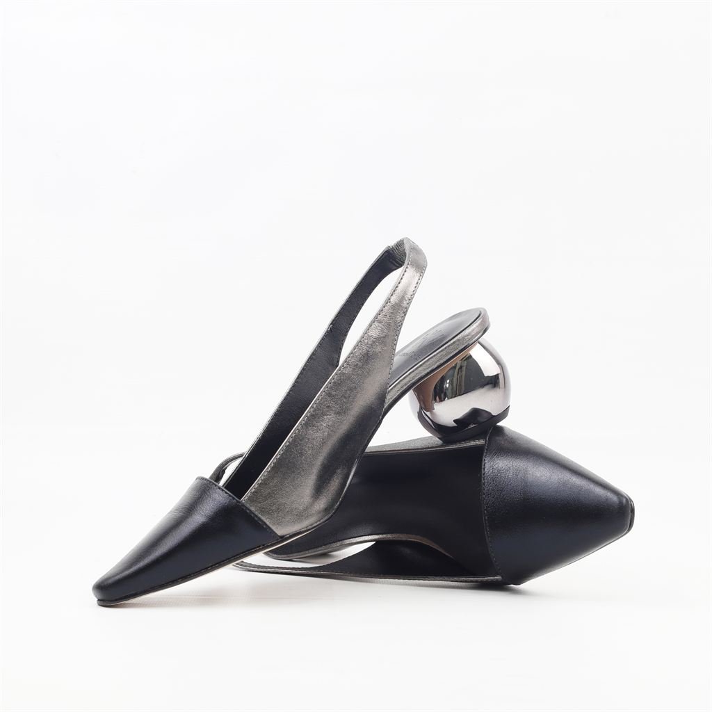 Scarpin Salto Bloco Slingback Couro Preto/Prata 3