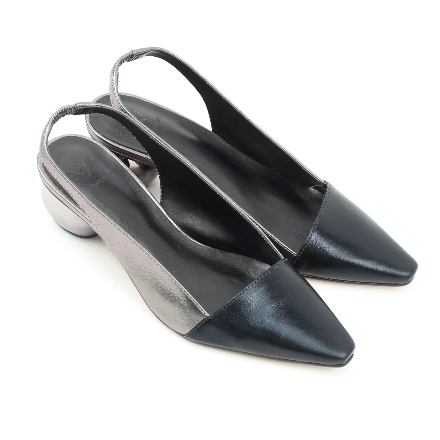 Scarpin Salto Bloco Slingback Couro Preto/Prata 5
