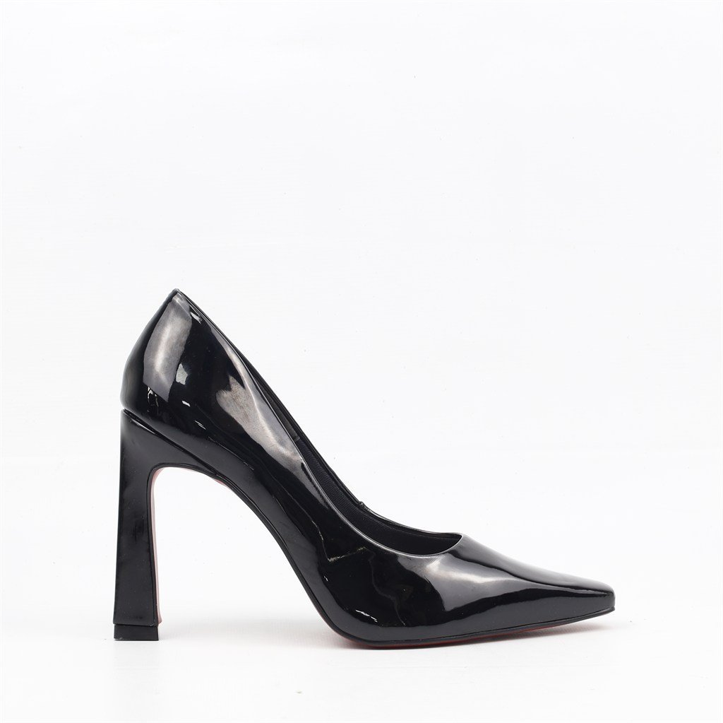 Scarpin Salto Fino Classic Preto 4
