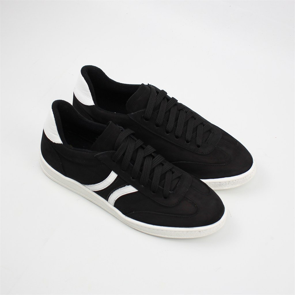 Tênis Flat Couro Preto/Branco 2