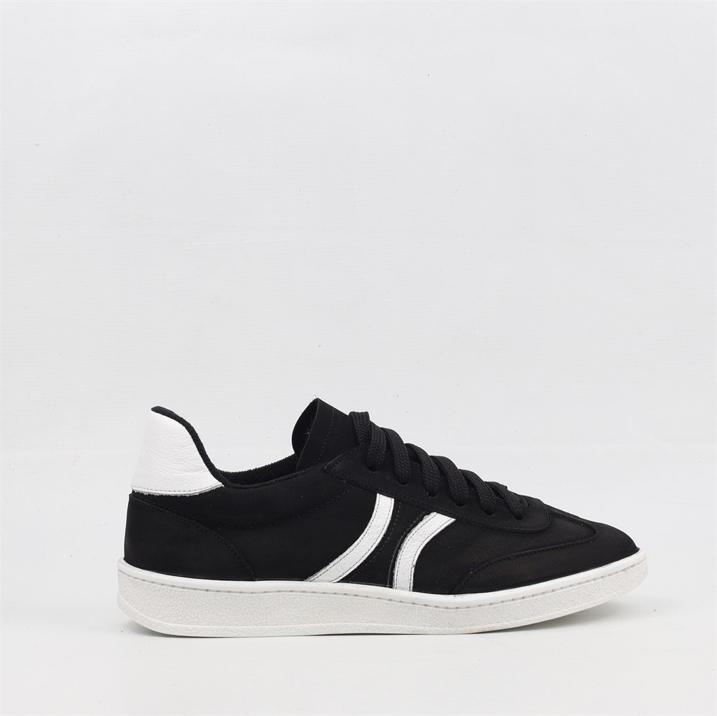 Tênis Flat Couro Preto/Branco 5