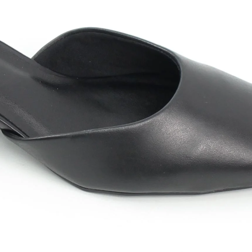 Scarpin Salto Bloco Slingback Couro Preto 5