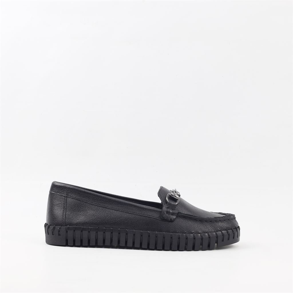 Mocassim Couro Enfeite Preto 5