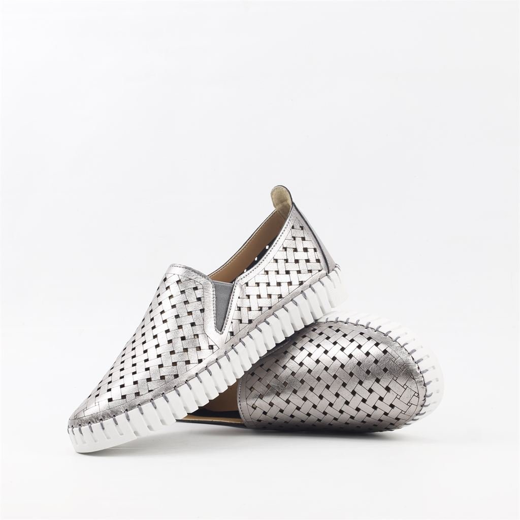 Tênis Slip On Furadinho Couro Prata 4