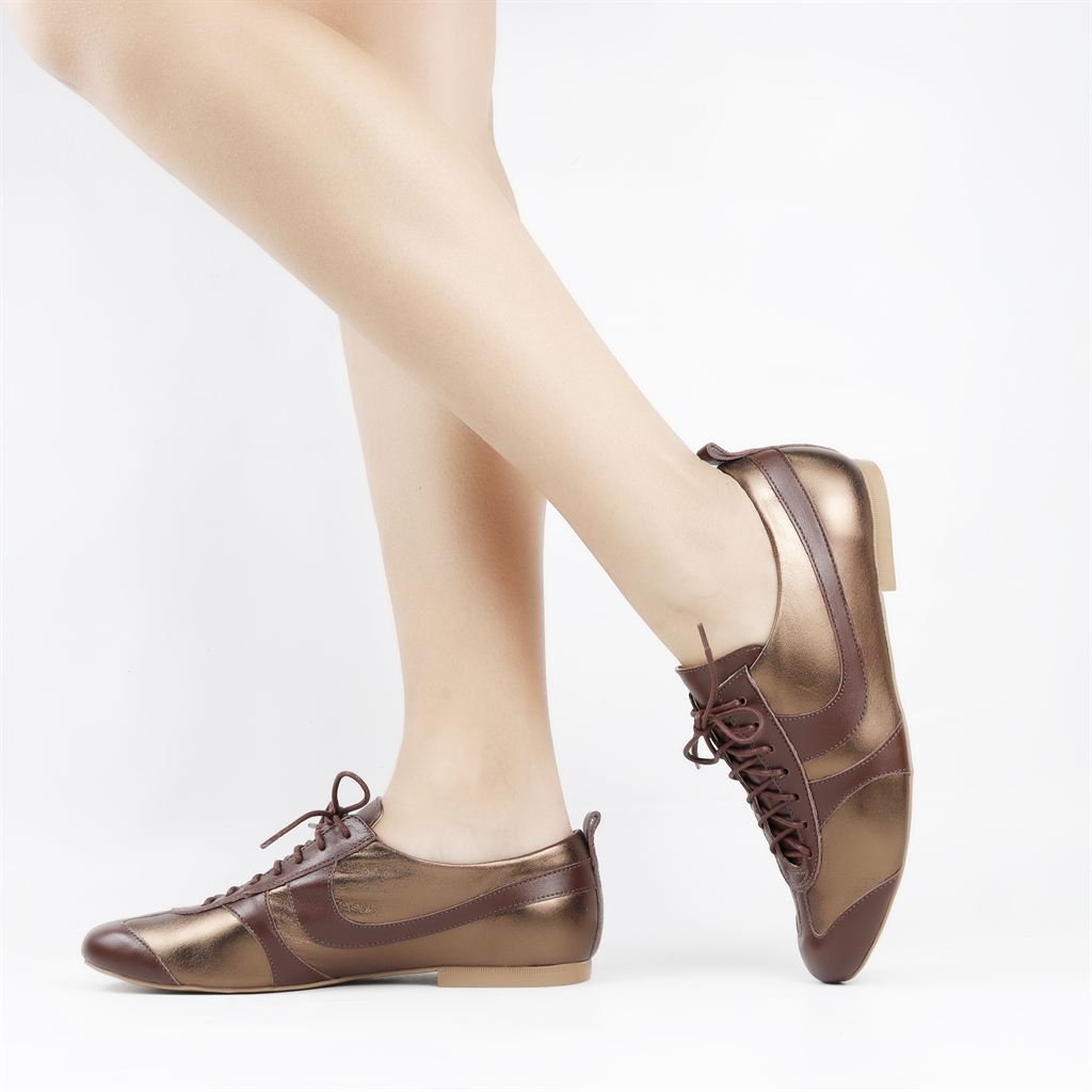 Cor Marrom/Bronze