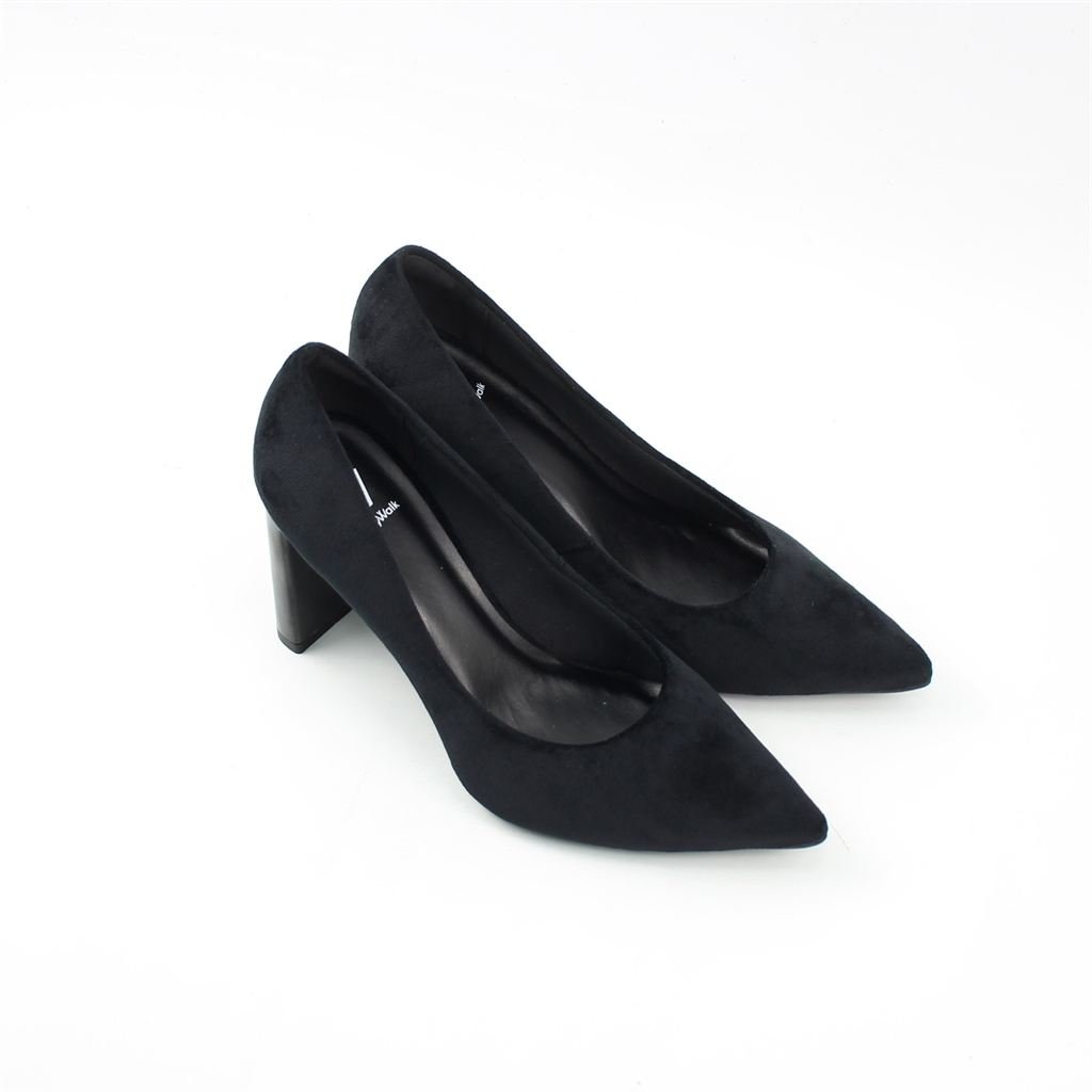 Scarpin Salto Bloco Classic Preto 2