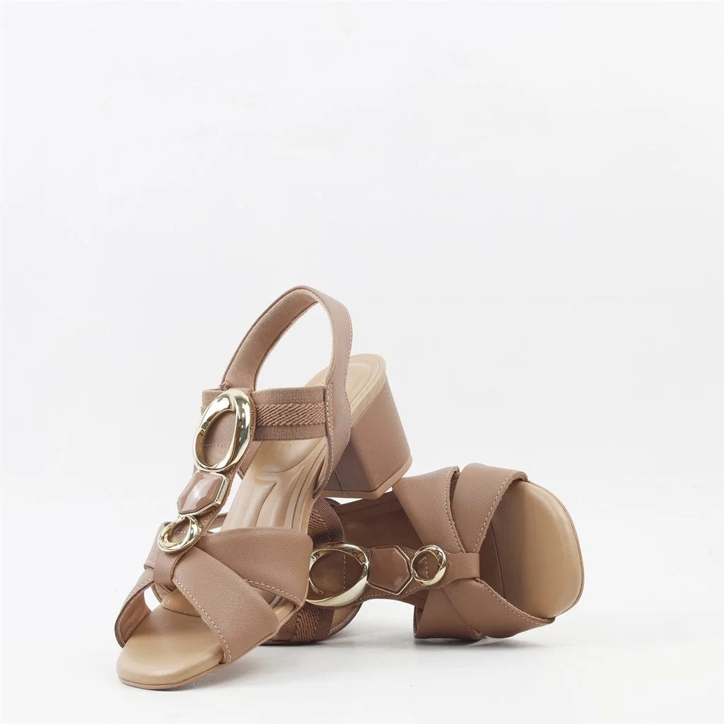 Sandália Salto Bloco Couro Bege 4