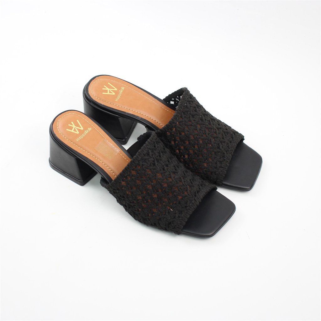 Tamanco Salto Bloco Bordado Preto 3