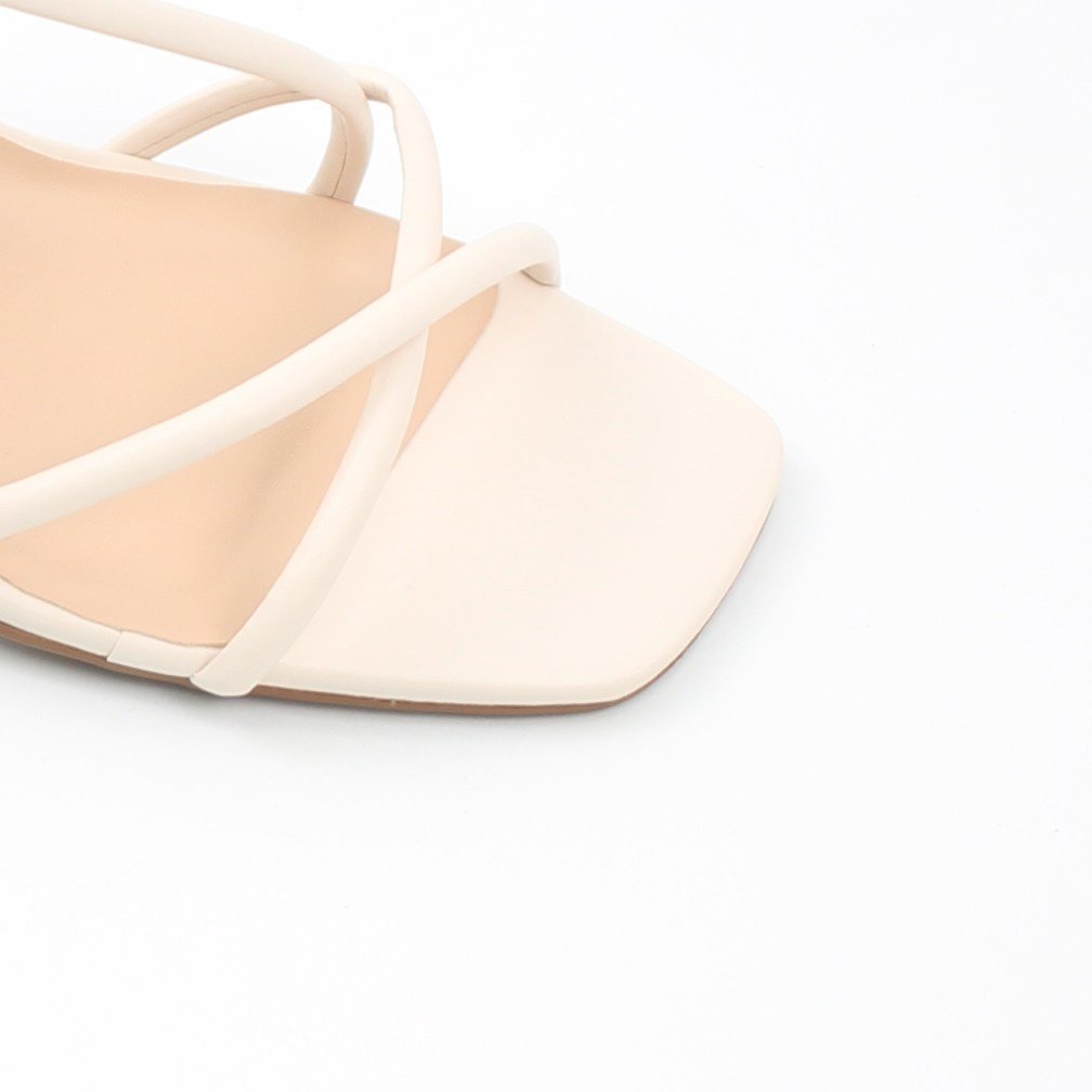 Sandália Salto Bloco Alta Off White 3