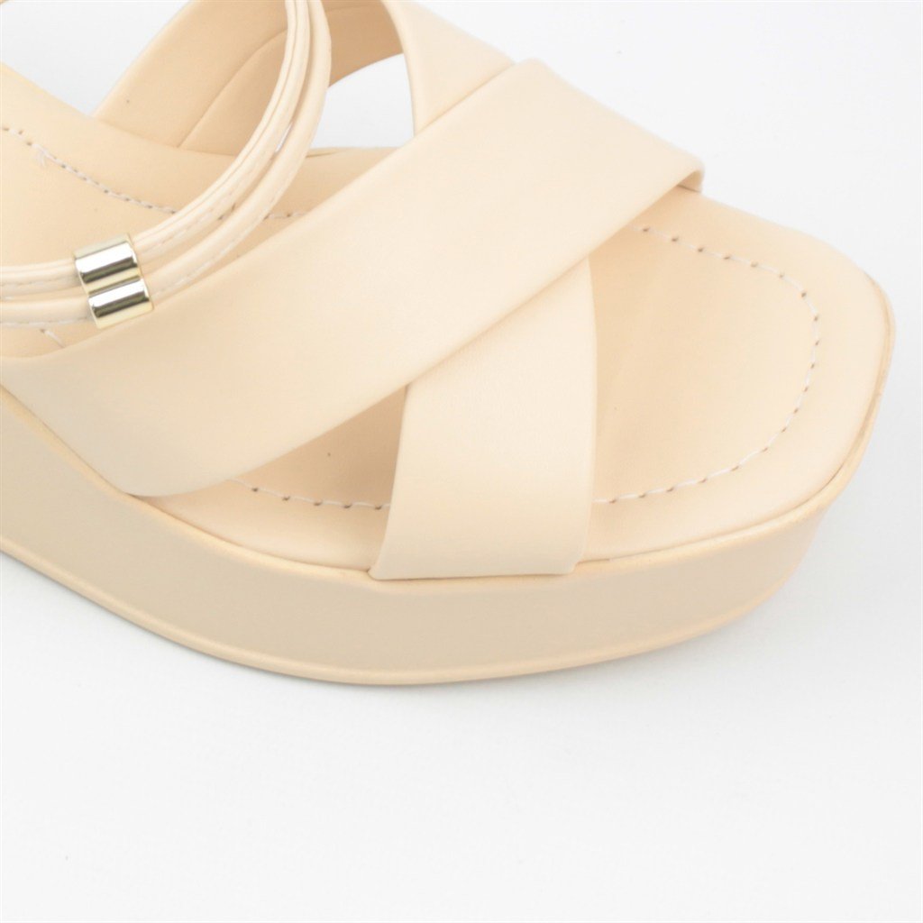 Sandália Plataforma Creme 4