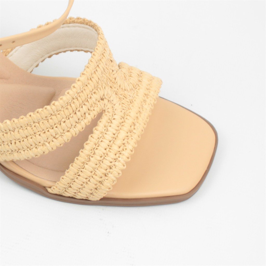 Sandália Salto Bloco Tresse Creme 5