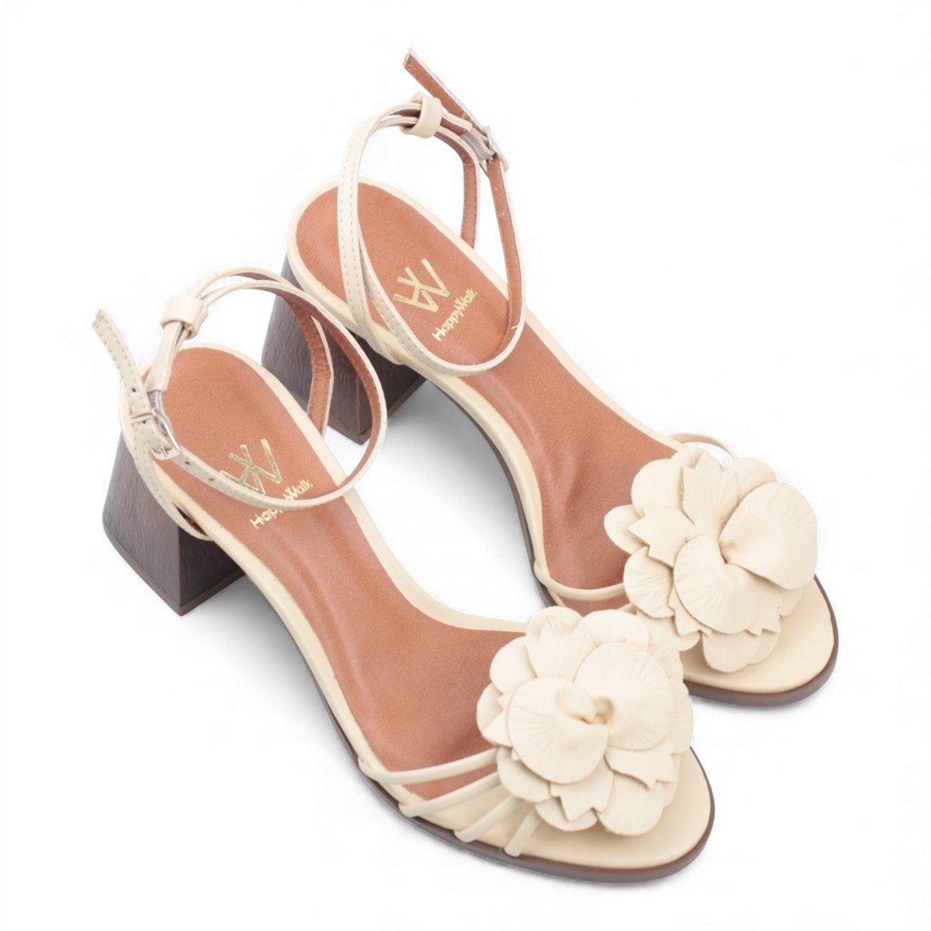 Sandália Salto Bloco Enfeite Flor Creme 4