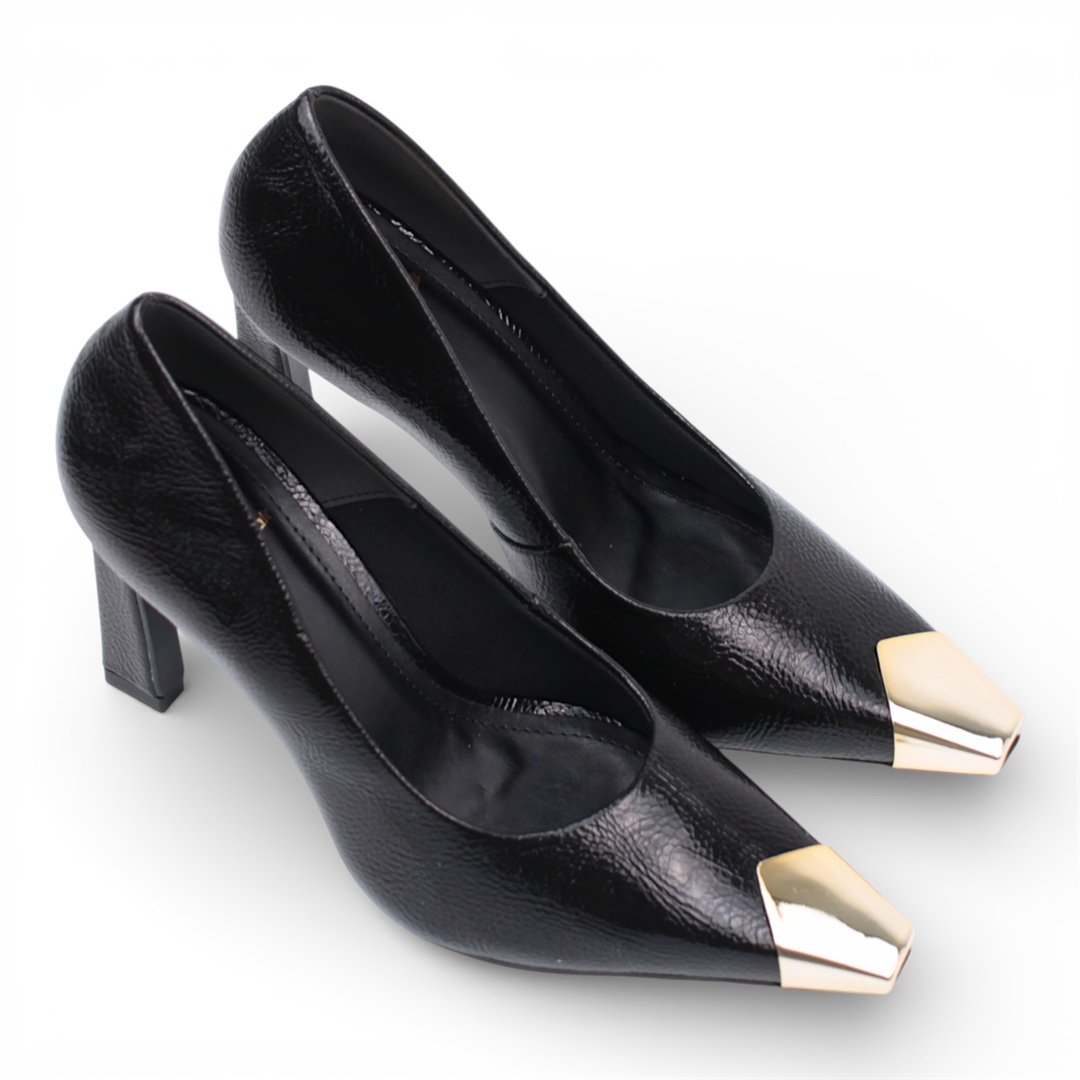Scarpin Salto Fino Verniz Preto 5