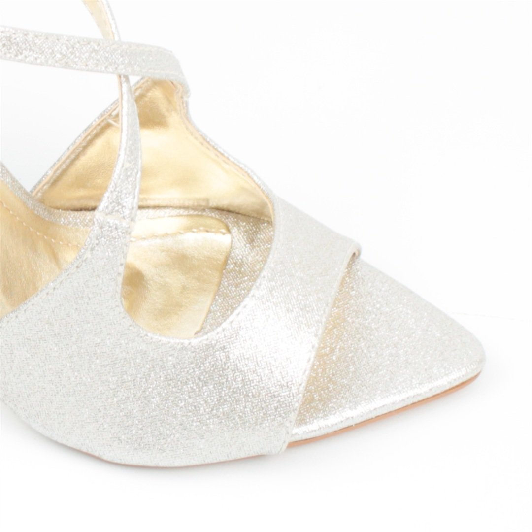 Sandália Salto Fino Brilho Ouro Light 3