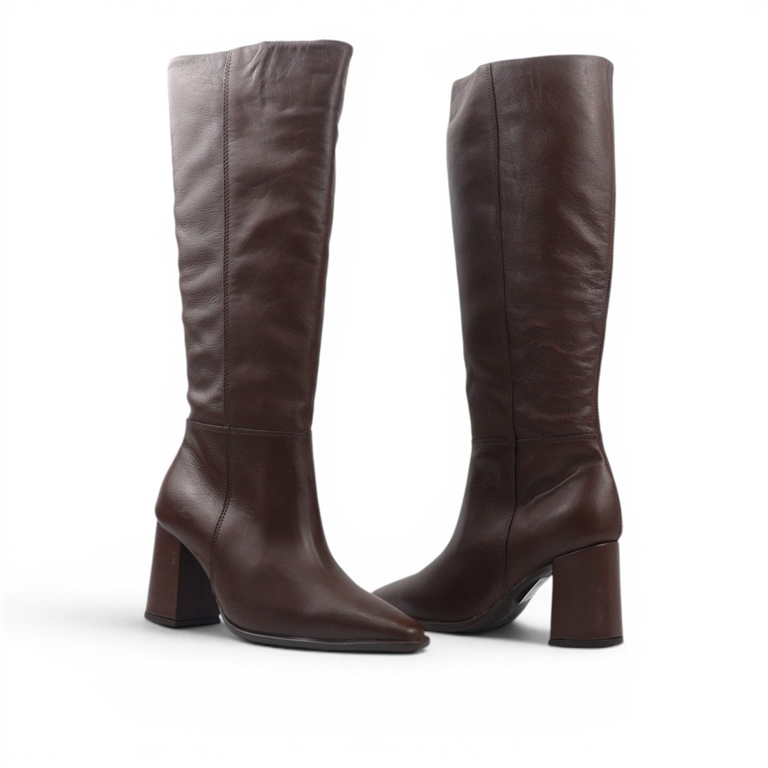 Bota Cano Longo Couro Marrom 3
