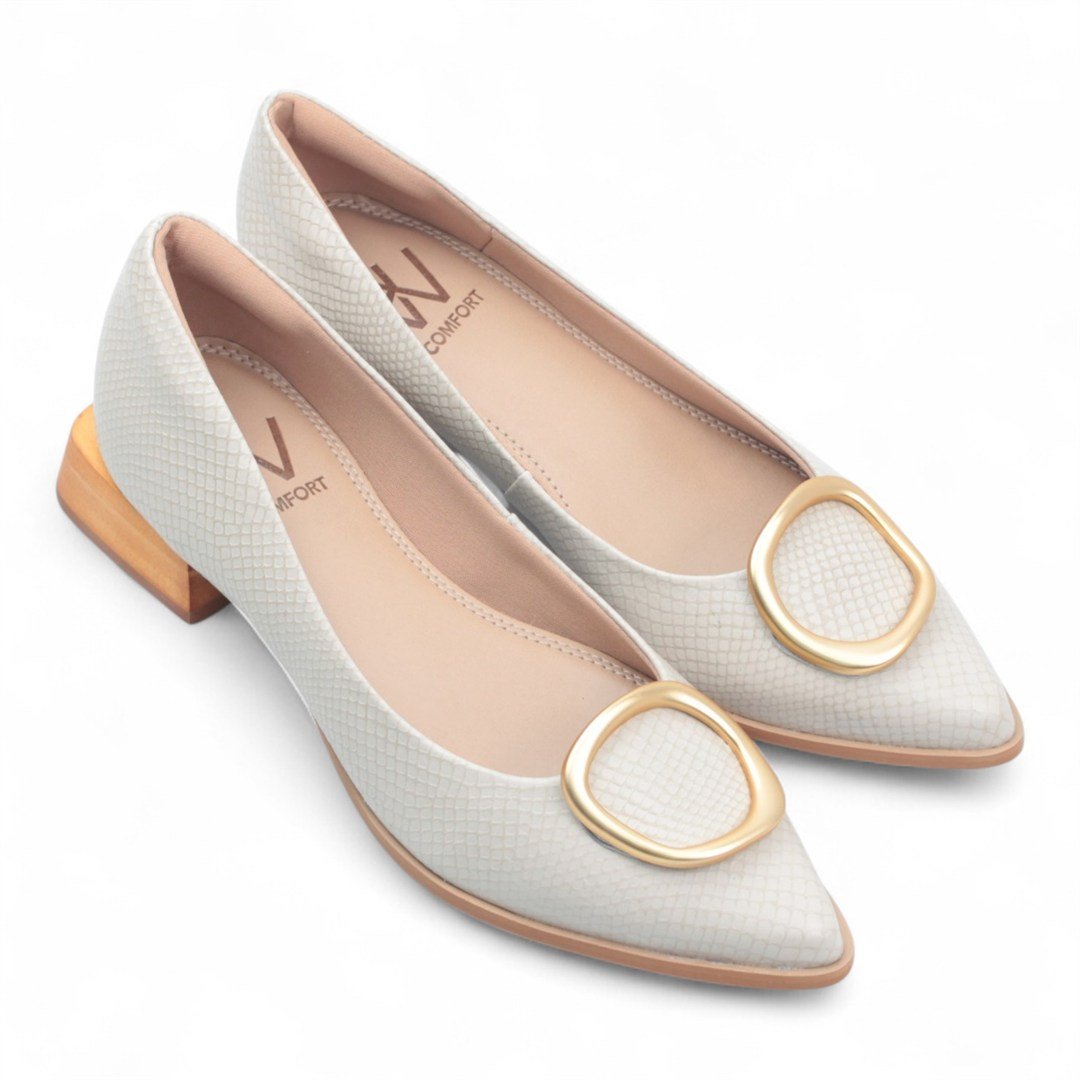 Scarpin Couro Enfeite Metal Branco 4