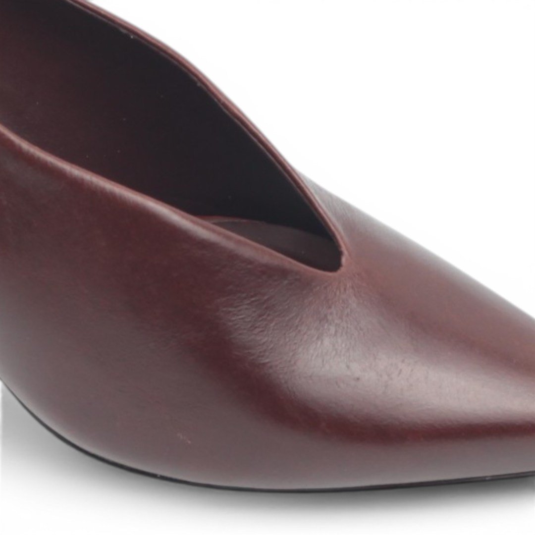 Scarpin Salto Fino Concept Marrom 4