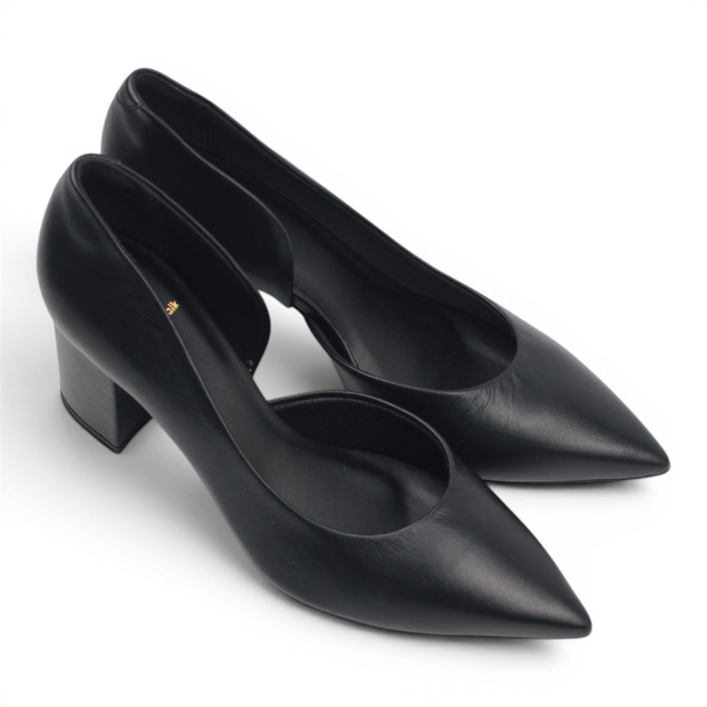 Scarpin Salto Bloco Couro Preto 4
