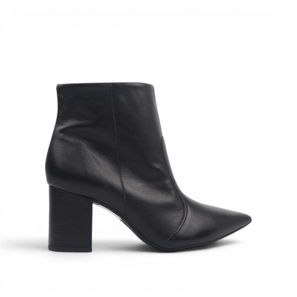 Bota Cano Baixo Salto Bloco