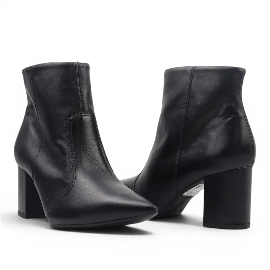 Bota Cano Baixo Salto Bloco Preto 2