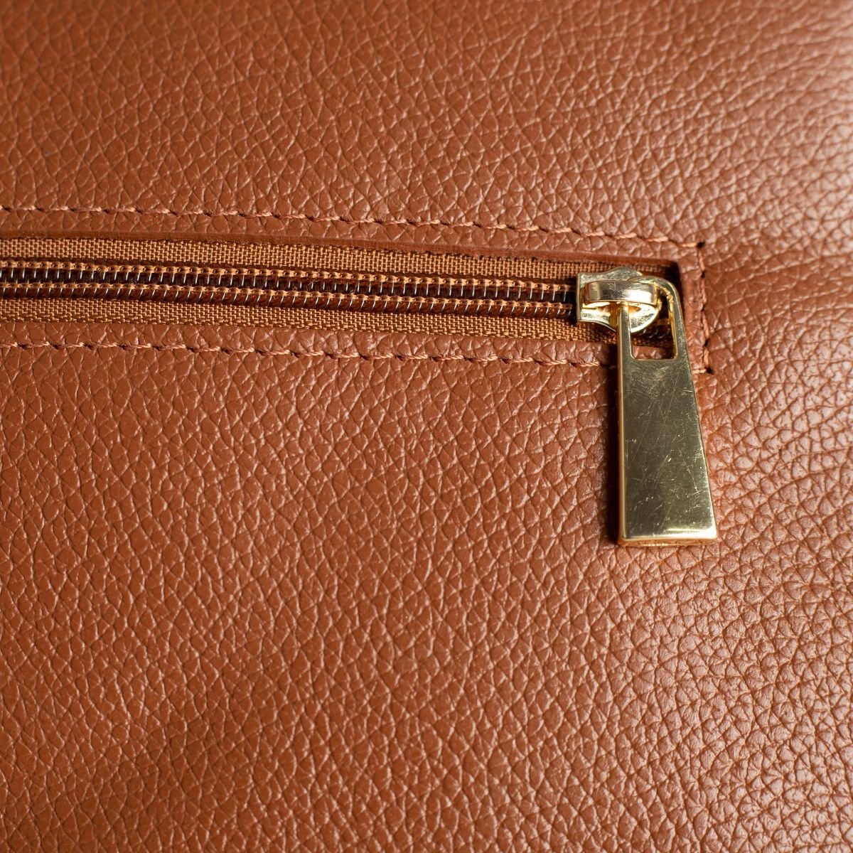 Bolsa Feminina Tiracolo Dayane Magalhães Marrom 5