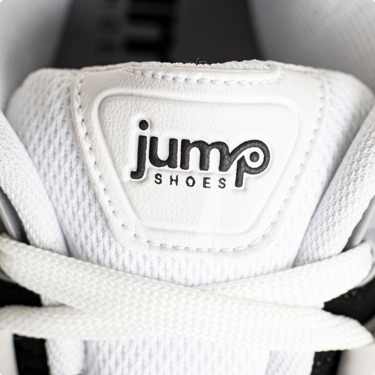 Tênis Jump Strike Preto E Branco Branco/Preto 7