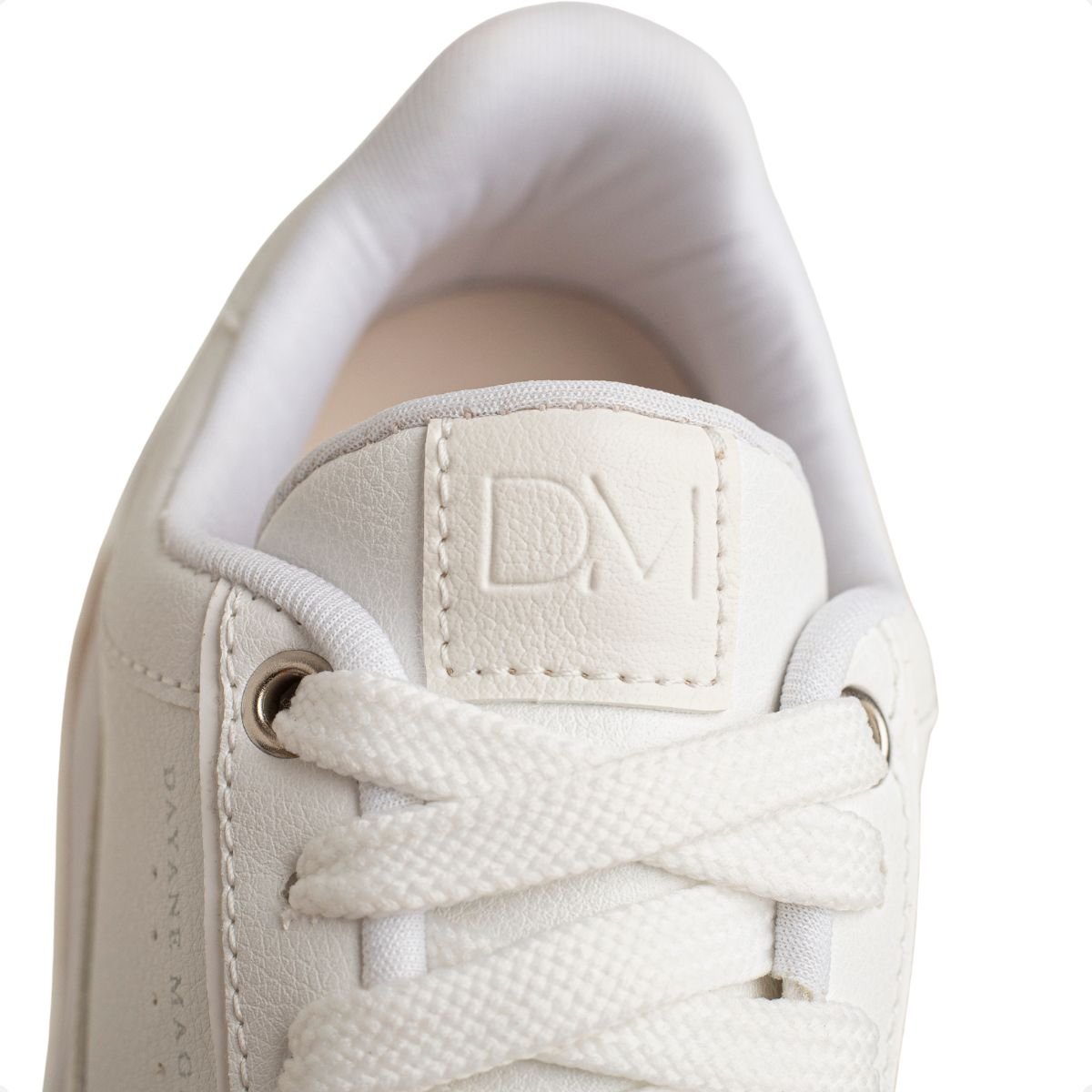 Tênis Dm Urban Off White Branco 7