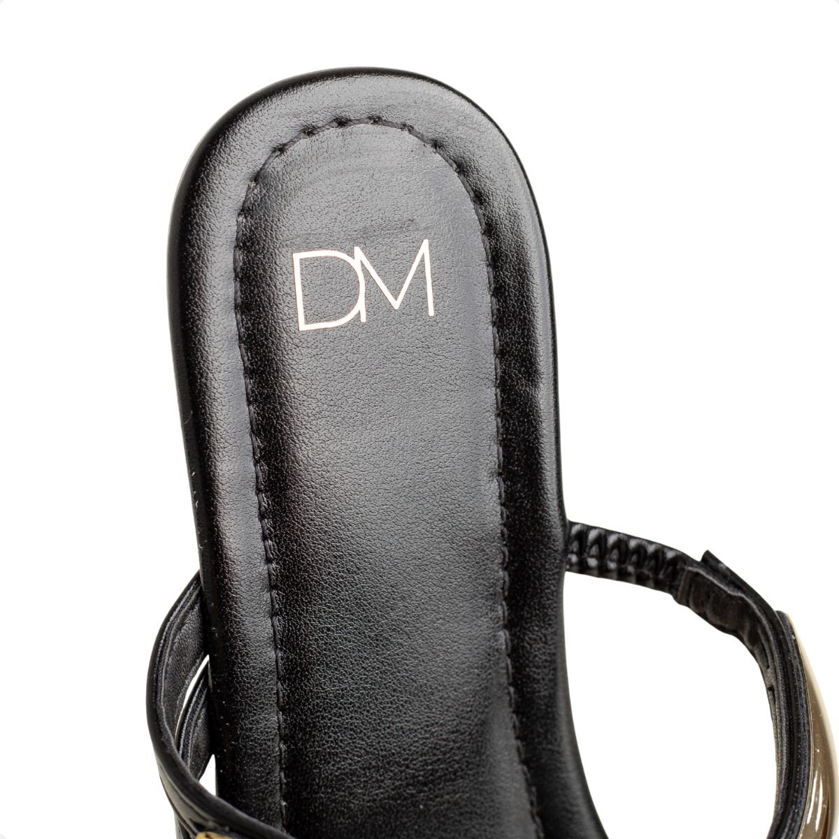 Tamanco Rasteiro Vittoria Dm Preto Preto 7