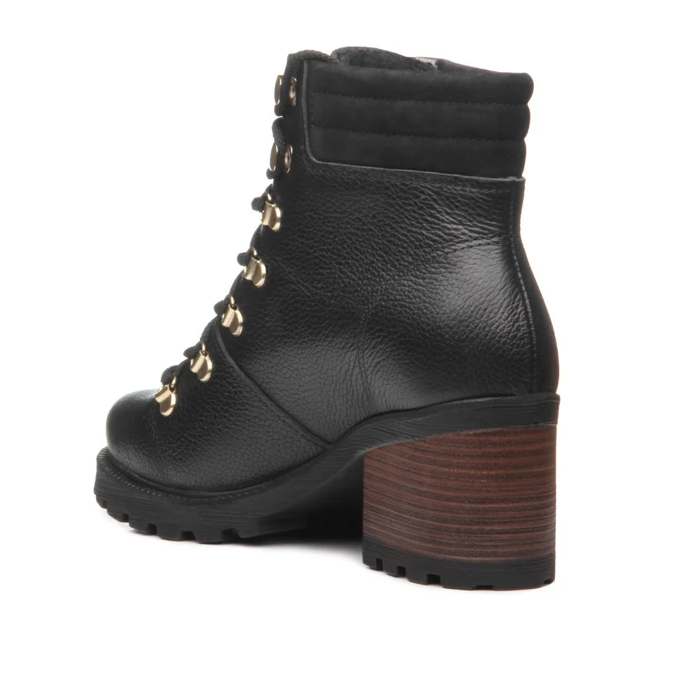 Bota Feminina Em Couro Coturno Pegada Preta Preto 3