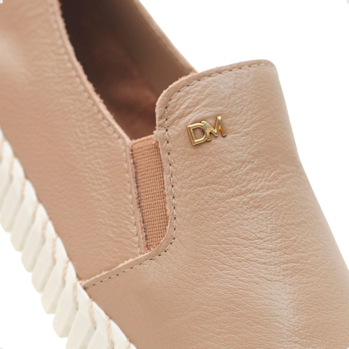 Tênis Slip On Couro Celeste Dayane Magalhães Bege 4