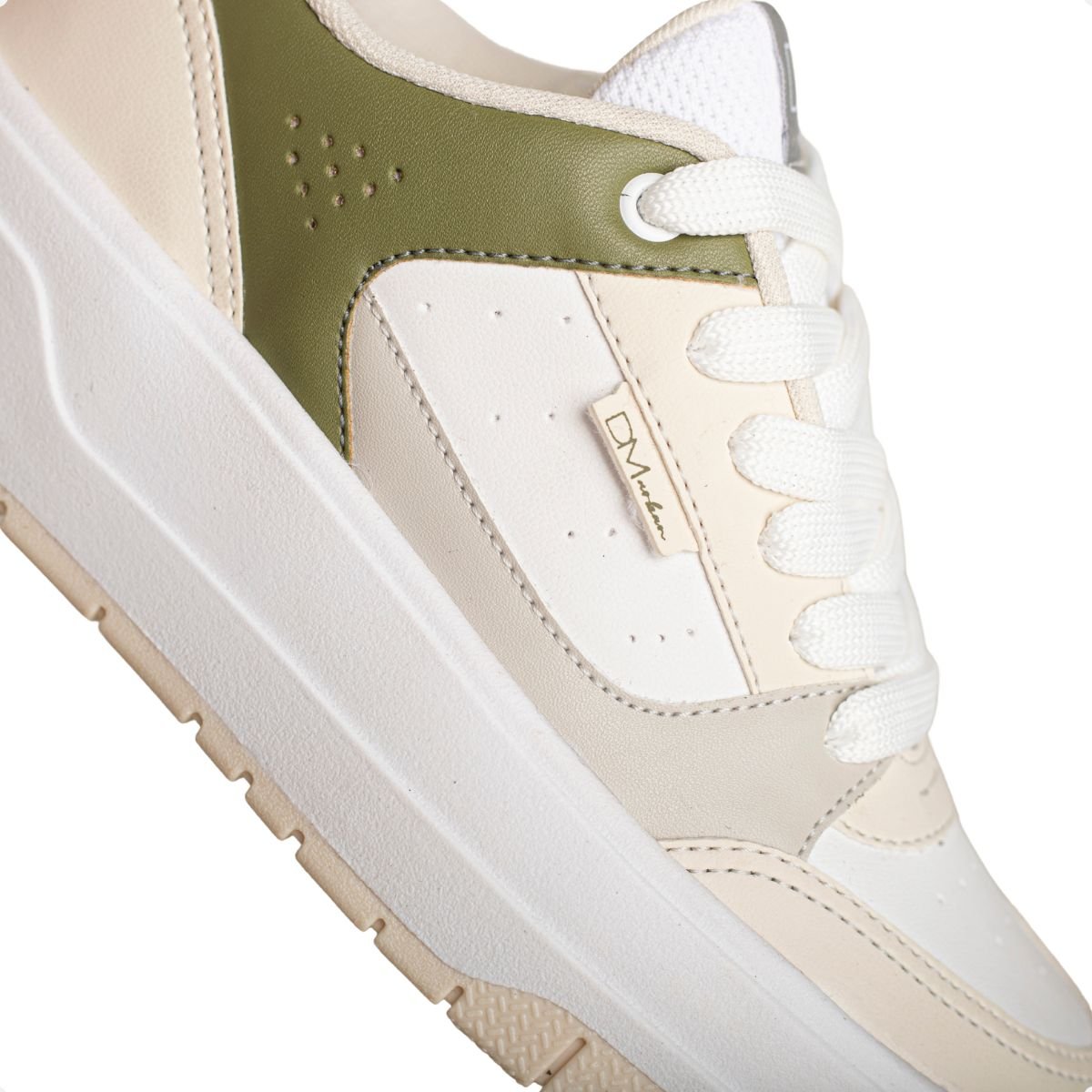 Tênis Dm Branco E Verde Oliva Bege/Verde/Branco 7