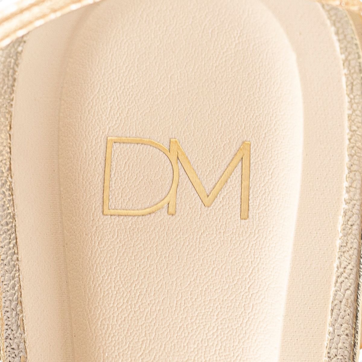 Sandália Rasteira Dourada Dm Glam Dourado 7