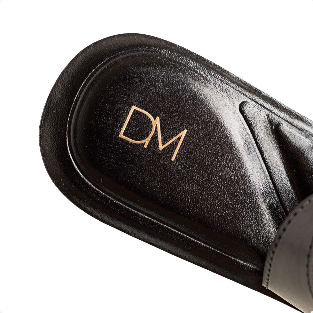 Rasteira Minimal Preta Dm Marrom 7