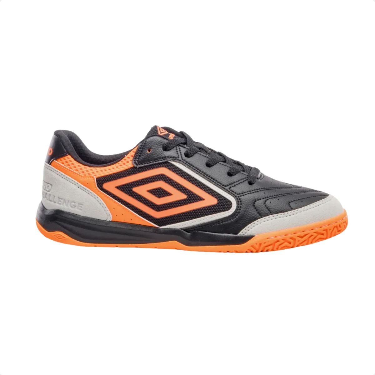 Chuteira Indoor Masculina Umbro Pro Challenge Uptake Preta E Laranja