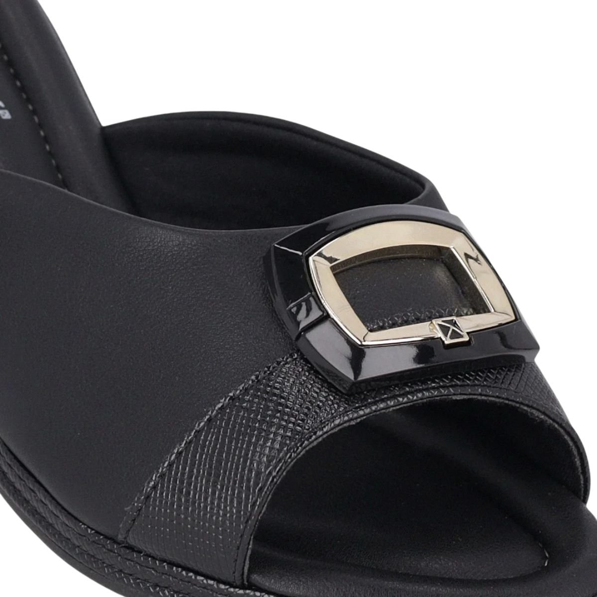 Tamanco Feminino Salto Médio Grosso Piccadilly Preto Preto 5