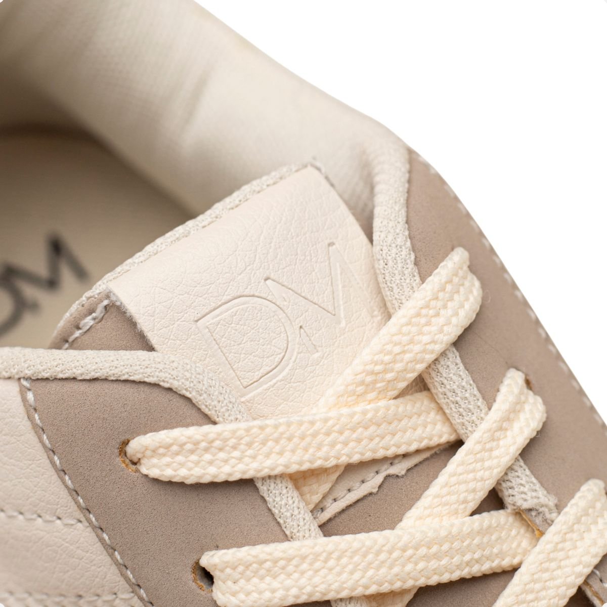 Tênis Feminino Casual Dm Urban Lumi Off White E Bege Bege 7